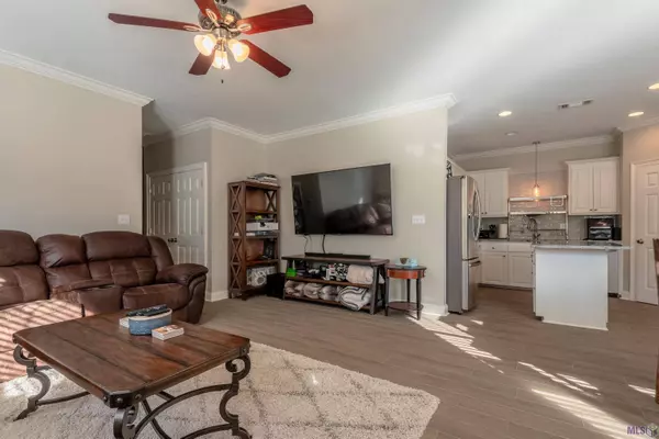 4016 NORTHSHORE AVE, Baton Rouge, LA 70820