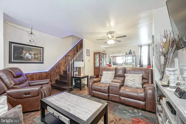 6327 GLENLOCH ST, Philadelphia, PA 19135