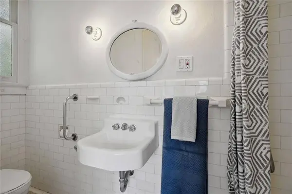 4500 S GALVEZ ST, New Orleans, LA 70125