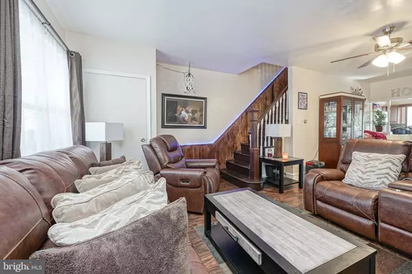 6327 GLENLOCH ST, Philadelphia, PA 19135