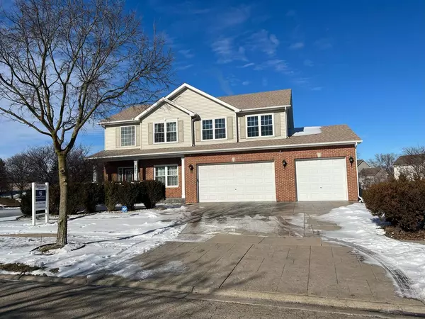 3905 Landings RD, Joliet, IL 60431