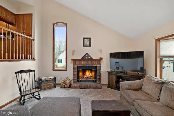 507 WATERSIDE DR, Felton, DE 19943