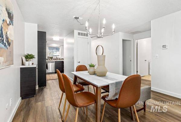 735 E Holly St, Boise, ID 83712