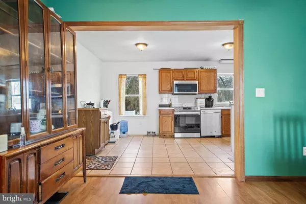 2296 S LINCOLN AVE, Vineland, NJ 08361