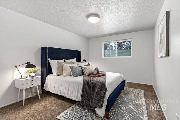 735 E Holly St, Boise, ID 83712