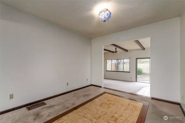 1212 121st ST S, Tacoma, WA 98444