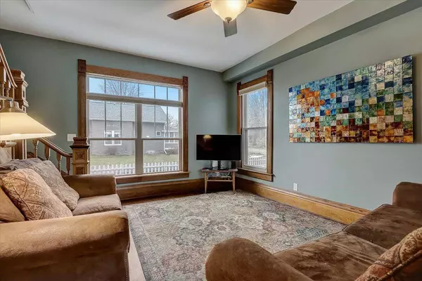 450 N Cincinnati St, Spring Green, WI 53588