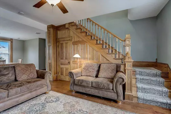 450 N Cincinnati St, Spring Green, WI 53588