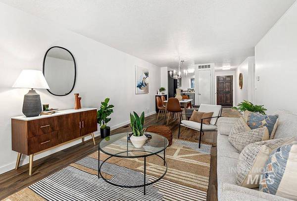 735 E Holly St, Boise, ID 83712