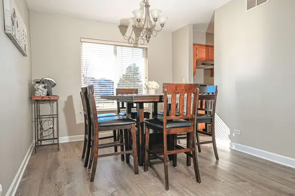 1420 Umbdenstock Road, Elgin, IL 60123