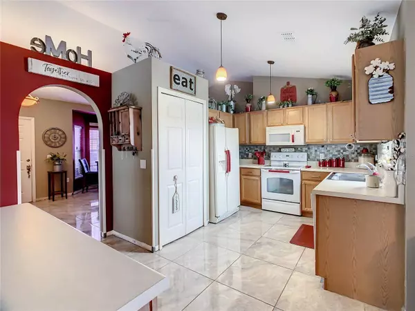 5607 ROYAL HILLS ST, Winter Haven, FL 33881