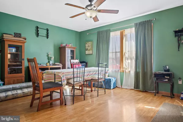 2296 S LINCOLN AVE, Vineland, NJ 08361