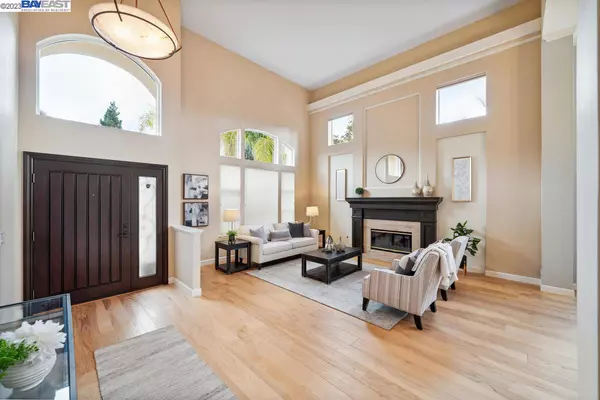 608 Sunflower Ct, San Ramon, CA 94582