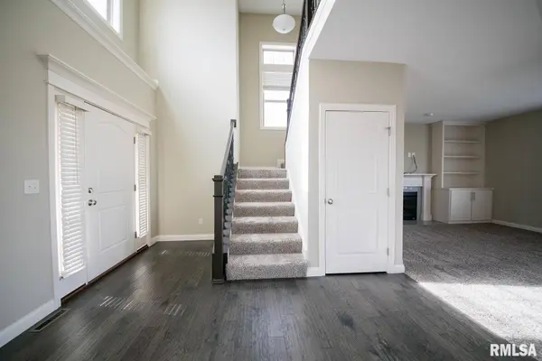 2919 W SCHOOL ST, Dunlap, IL 61525