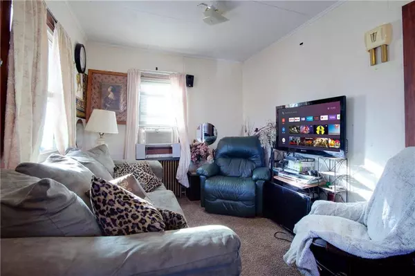 229 Pokona Avenue, Stroud Twp, PA 18360