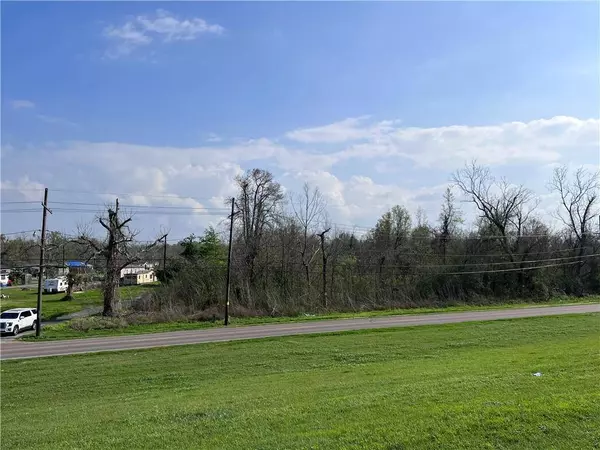 11101 RIVER RD, Ama, LA 70031