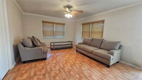 2337 VIRGINIA DR, Kissimmee, FL 34741