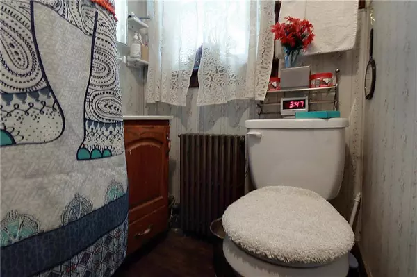 229 Pokona Avenue, Stroud Twp, PA 18360