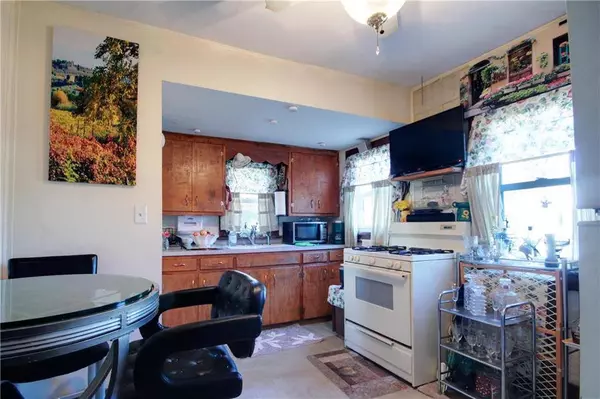 229 Pokona Avenue, Stroud Twp, PA 18360