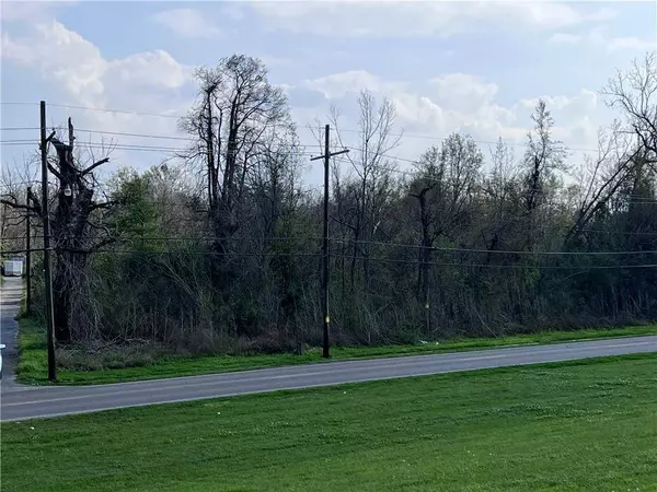 11101 RIVER RD, Ama, LA 70031