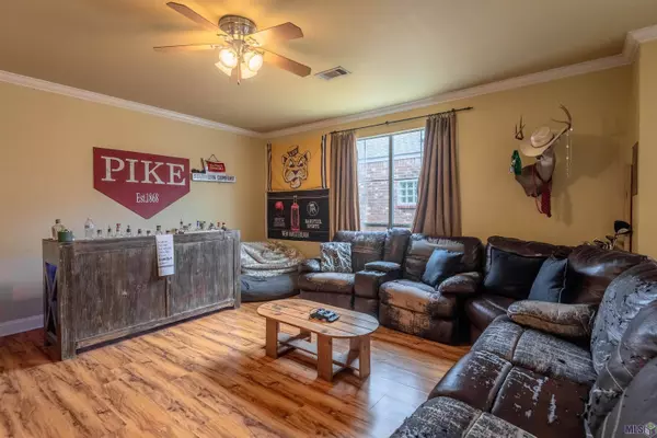 5517 ARIALO DR, Baton Rouge, LA 70820