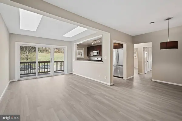 103 SKYHILL RD #7, Alexandria, VA 22314