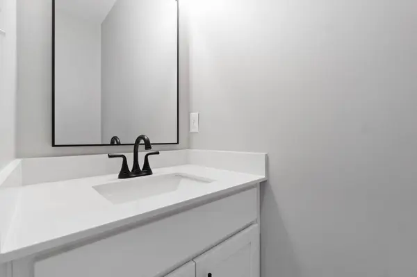 212 Sherlock Dr, Clarksville, TN 37043