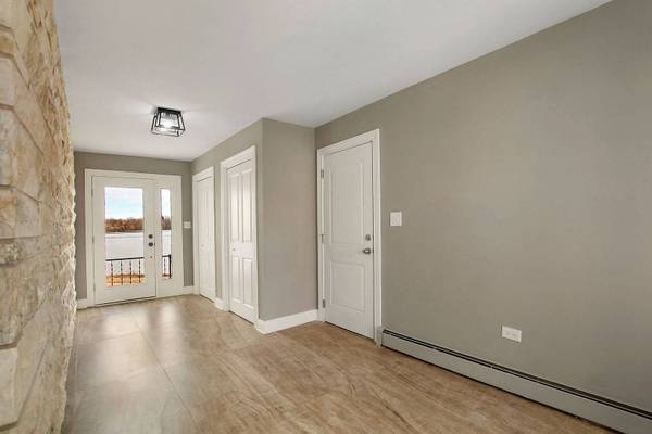 50 Hennings CT, Antioch, IL 60002