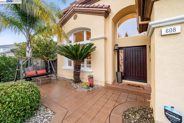 608 Sunflower Ct, San Ramon, CA 94582