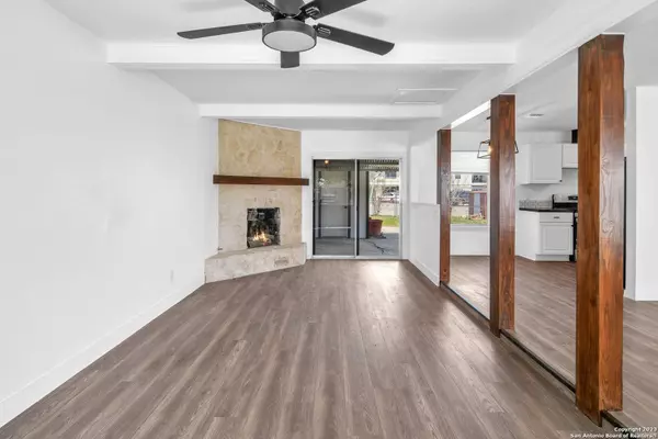 111 Chesley Dr, San Antonio, TX 78226