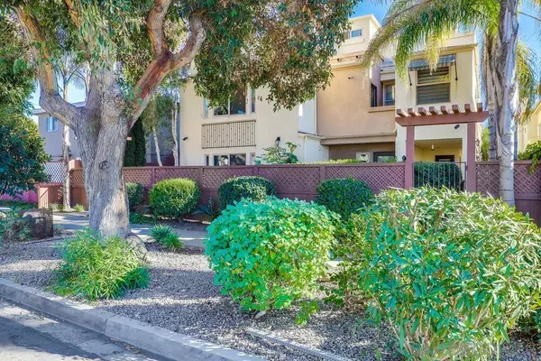 1365 Hornblend St, San Diego, CA 92109