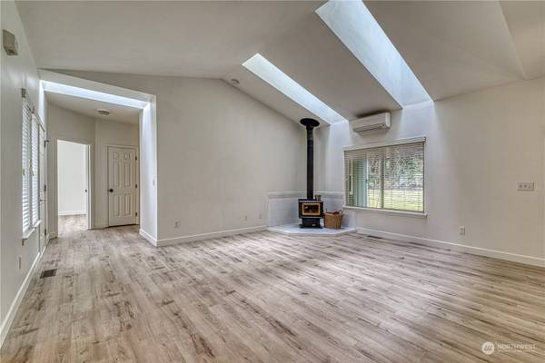 14104 95th AVE NW, Gig Harbor, WA 98329