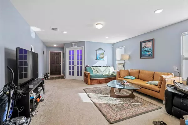 1340 Trace Drive, Aubrey, TX 76227