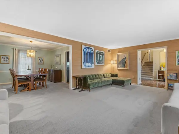 9016 Dewberry CT, Indianapolis, IN 46260