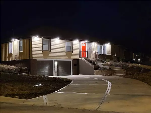 10801 Fuller AVE, Kansas City, MO 64134