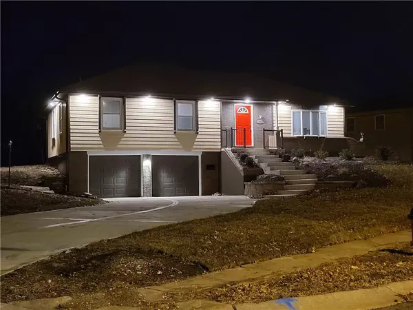 10801 Fuller AVE, Kansas City, MO 64134