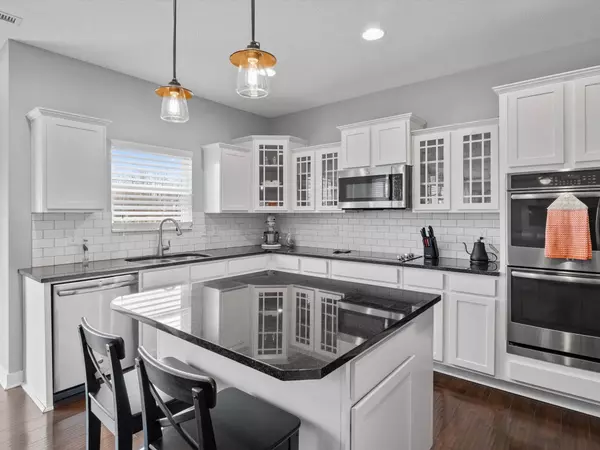 15690 Eastpark DR, Noblesville, IN 46060