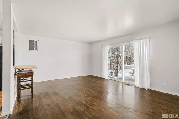 3475 Rauscher Dr, Reno, NV 89503-3832