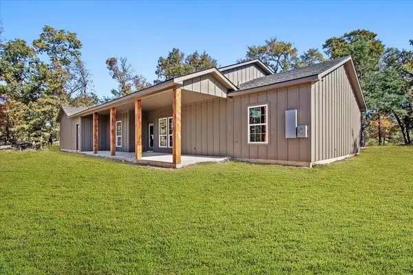 1605 Fleming Road, Bells, TX 75414