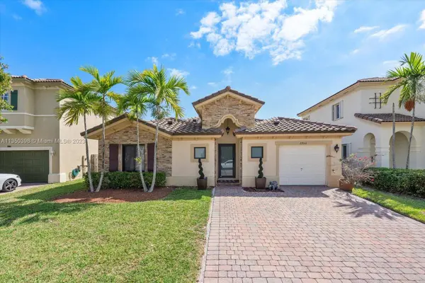 22061 SW 87th Pl, Cutler Bay, FL 33190