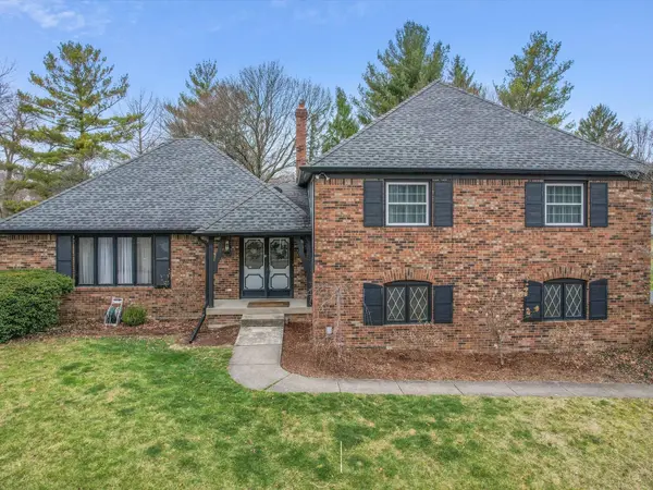 9016 Dewberry CT, Indianapolis, IN 46260