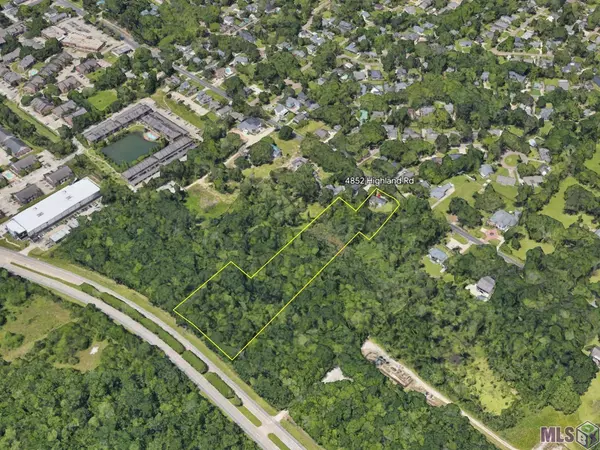 4852 HIGHLAND RD, Baton Rouge, LA 70808