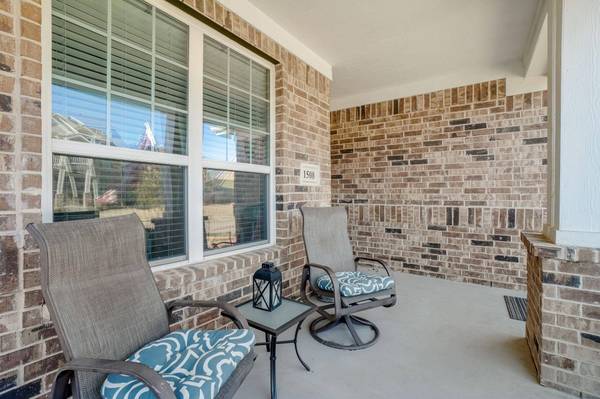 1508 Emerald Tree Place, Savannah, TX 76227