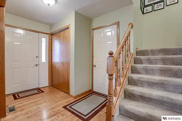 2833 Lawson Drive, Lincoln, NE 68516