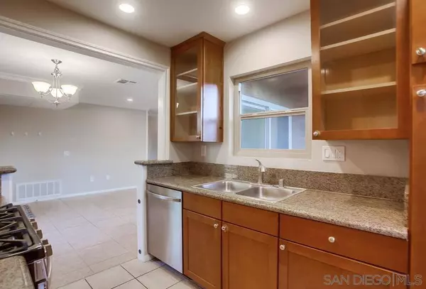 10603 Dabney Drive #3, San Diego, CA 92126