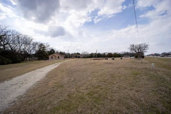 514 S Hwy 69, Point, TX 75472