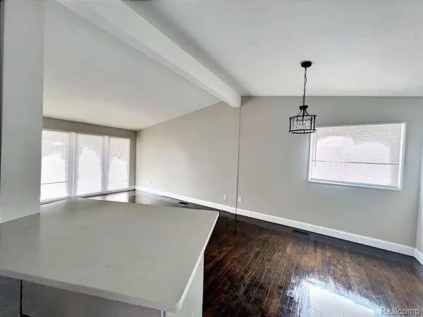 23044 WEBSTER Street, Oak Park, MI 48237