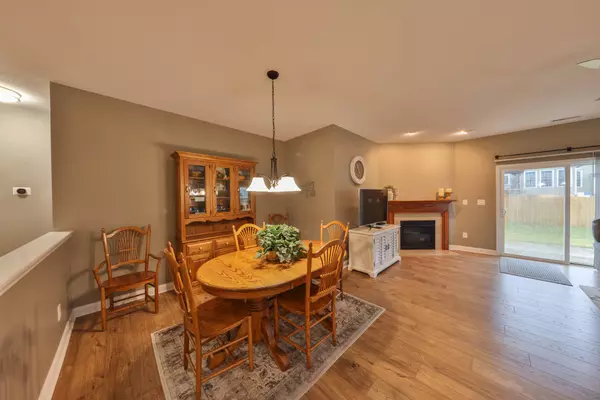 9693 Brook Wood DR, Mccordsville, IN 46055