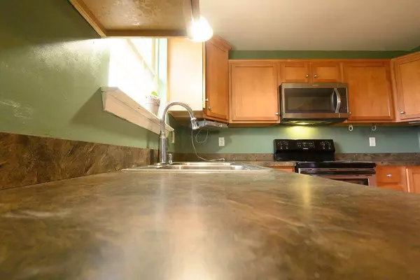 109 Crossing View DR, Berea, KY 40403