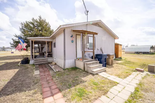 544 Smith Circle, Point, TX 75472